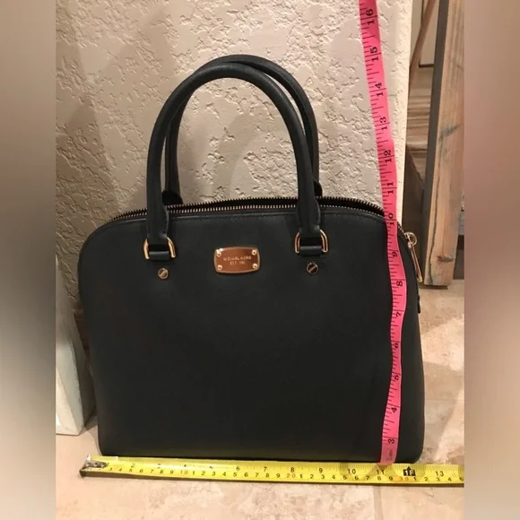 MICHAEL KORS Cindy Large Leather Dome Satchel Black Handbag/Crossbody W/Gold - Picture 13 of 17